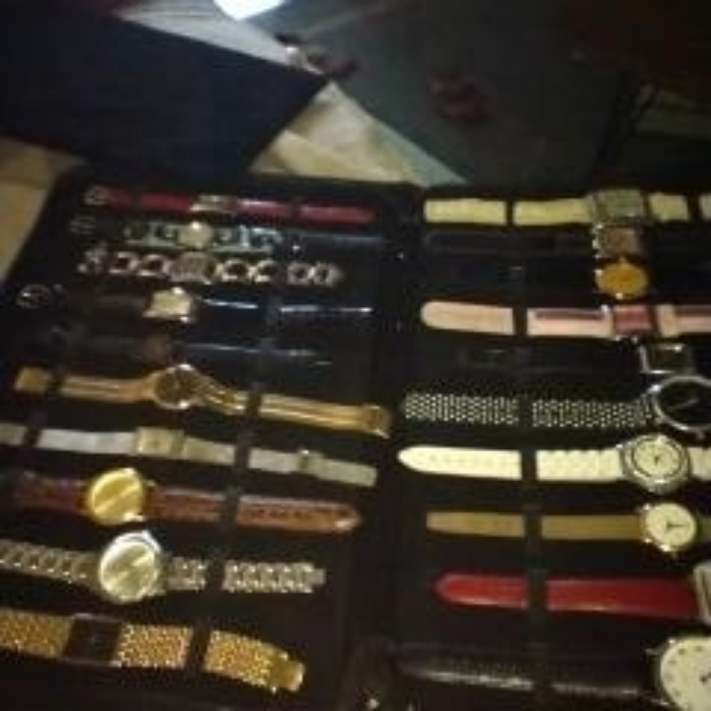 Assorted Watches Collection - Picture 4 of 11